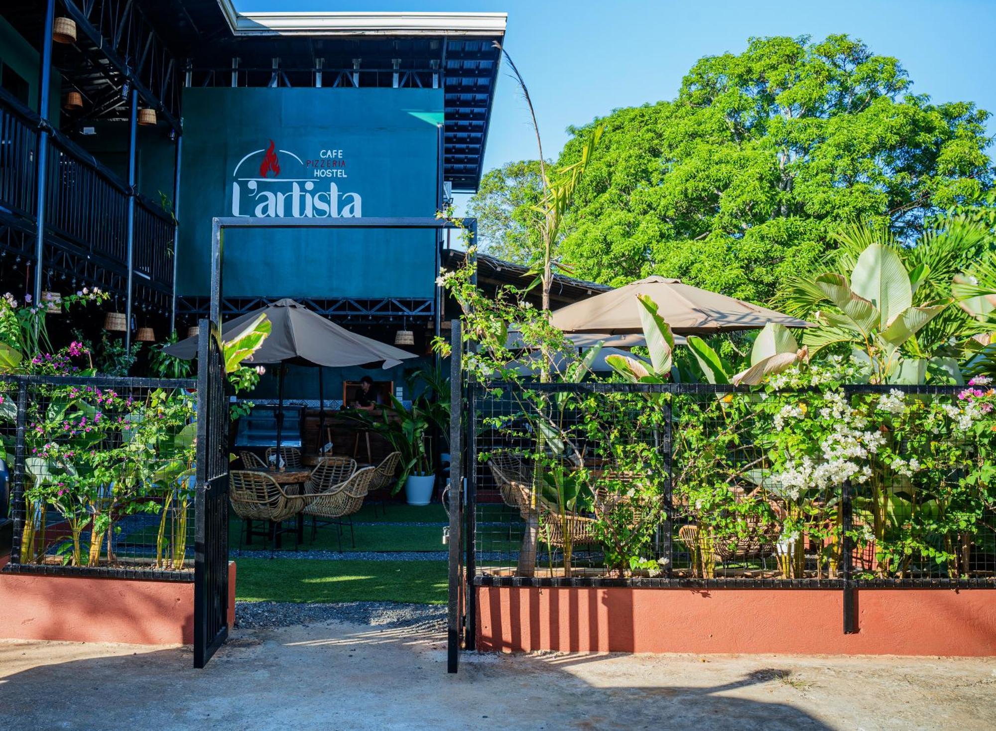 Lartista Hostel Puerto Princesa Zewnętrze zdjęcie